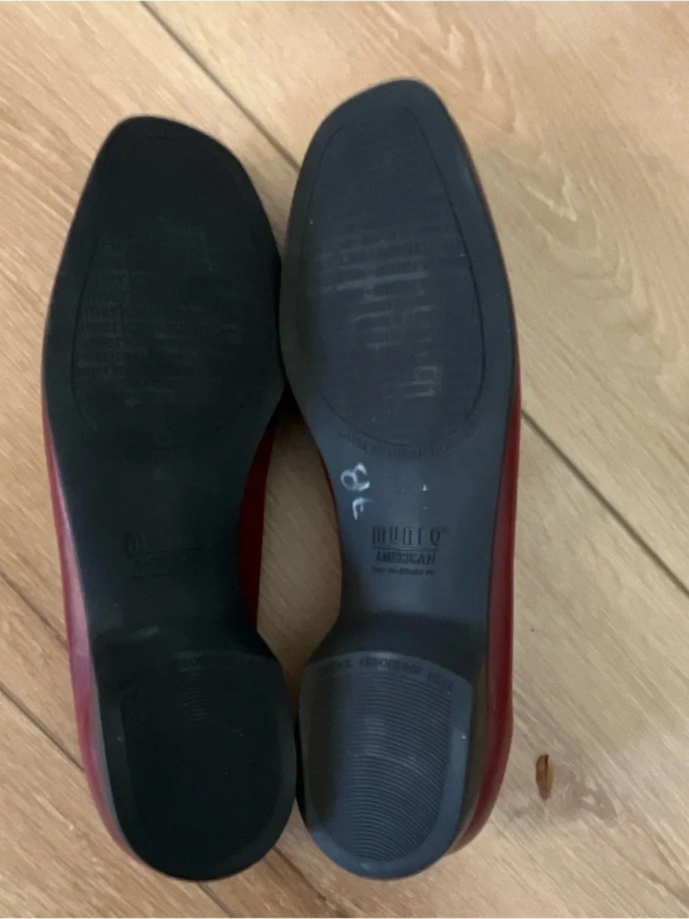 Munro Women's Burgundy Leather Loafers